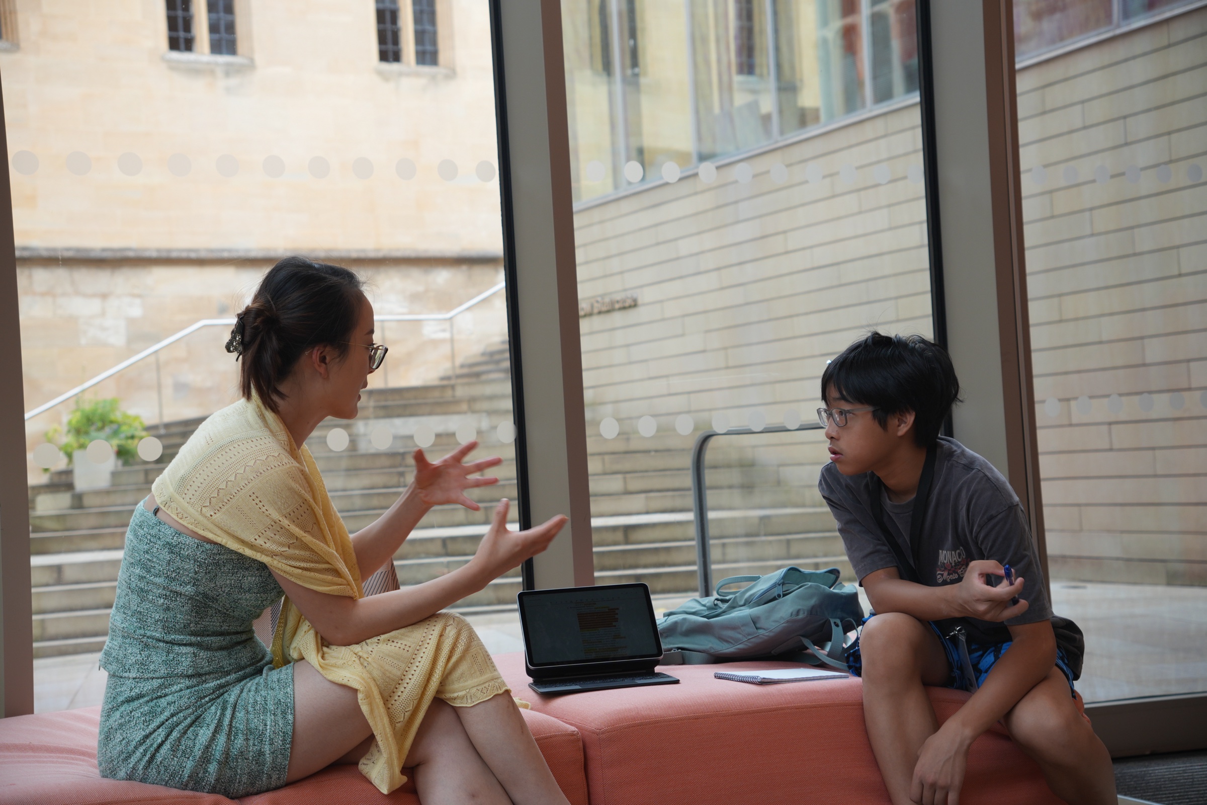 An Oxford Summer Academy student in an individual academic discussion