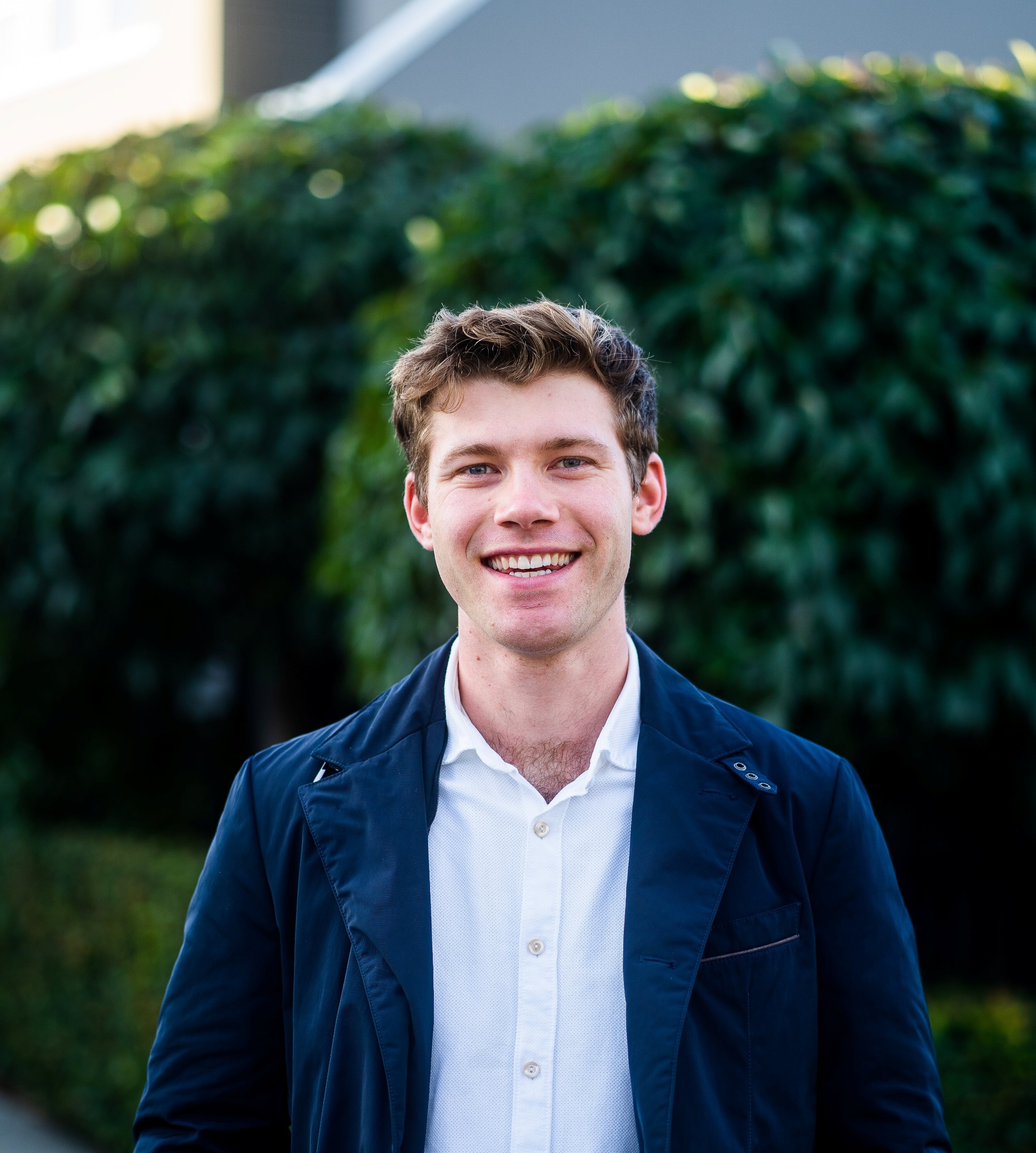 Dr Oliver Sutcliffe